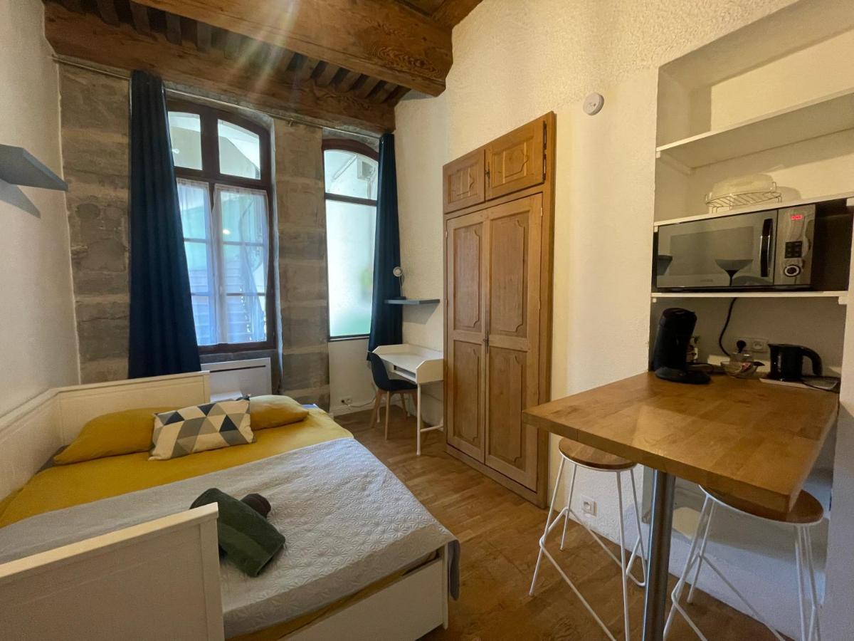 Studio Vieille Ville Besancon Bagian luar foto